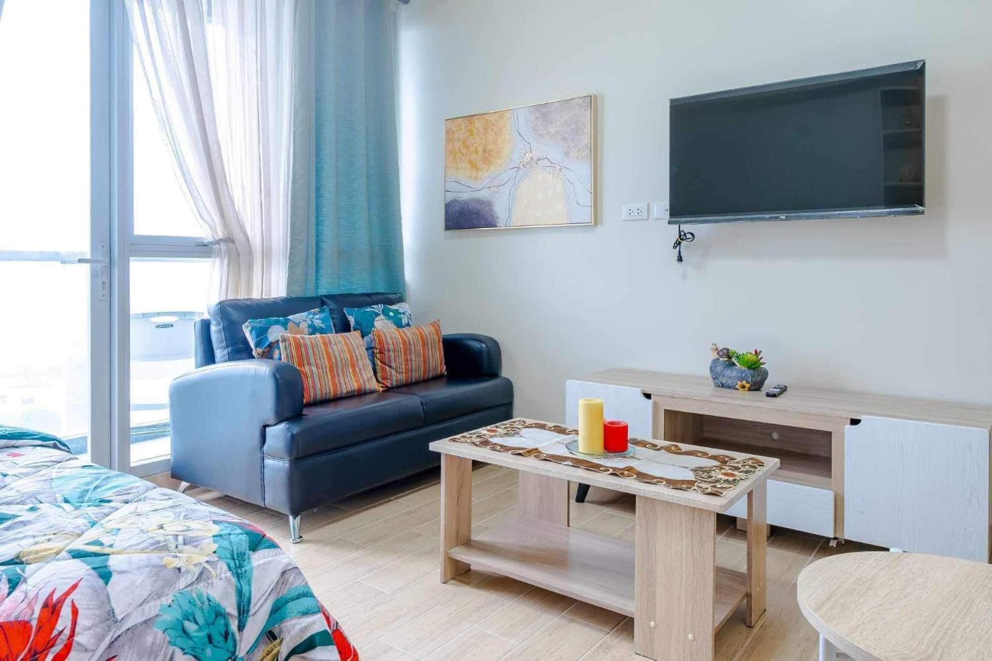 Jhezzstuffs Staycation Iloilo City Exterior photo